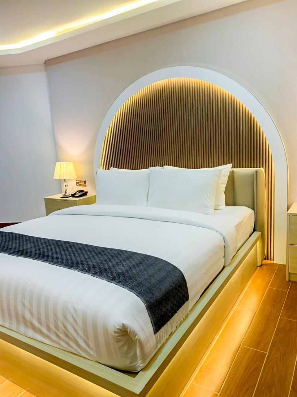 Cambana La Riviere Boutique Hotel Battambang Bilik gambar